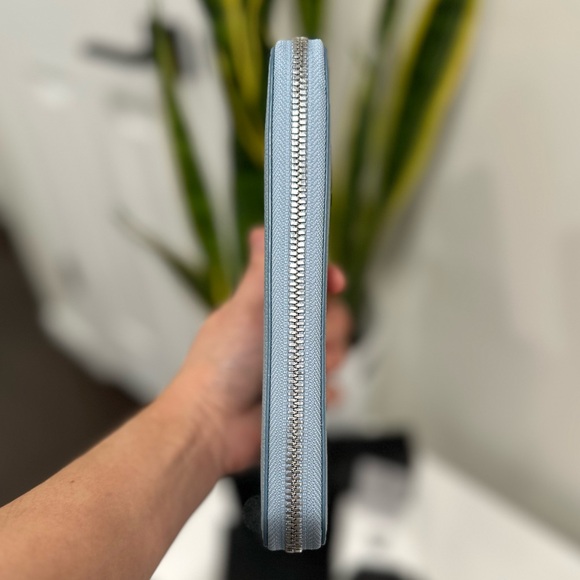 ❌SOLD❌ Brandnew MCM long wallet - Picture 10 of 10